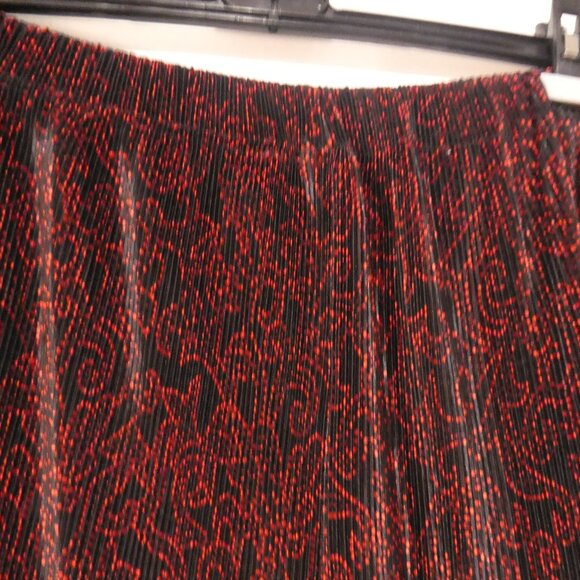 Handmade Red and Black Wide Leg Lounge Pants | 19 inch waist measured - Picture 11 of 16